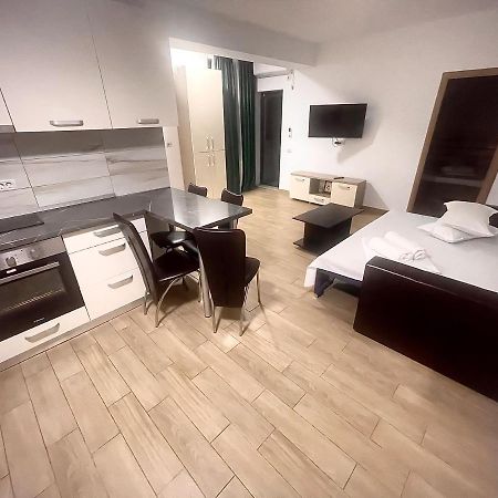 Mamaia Central Apartments Luaran gambar